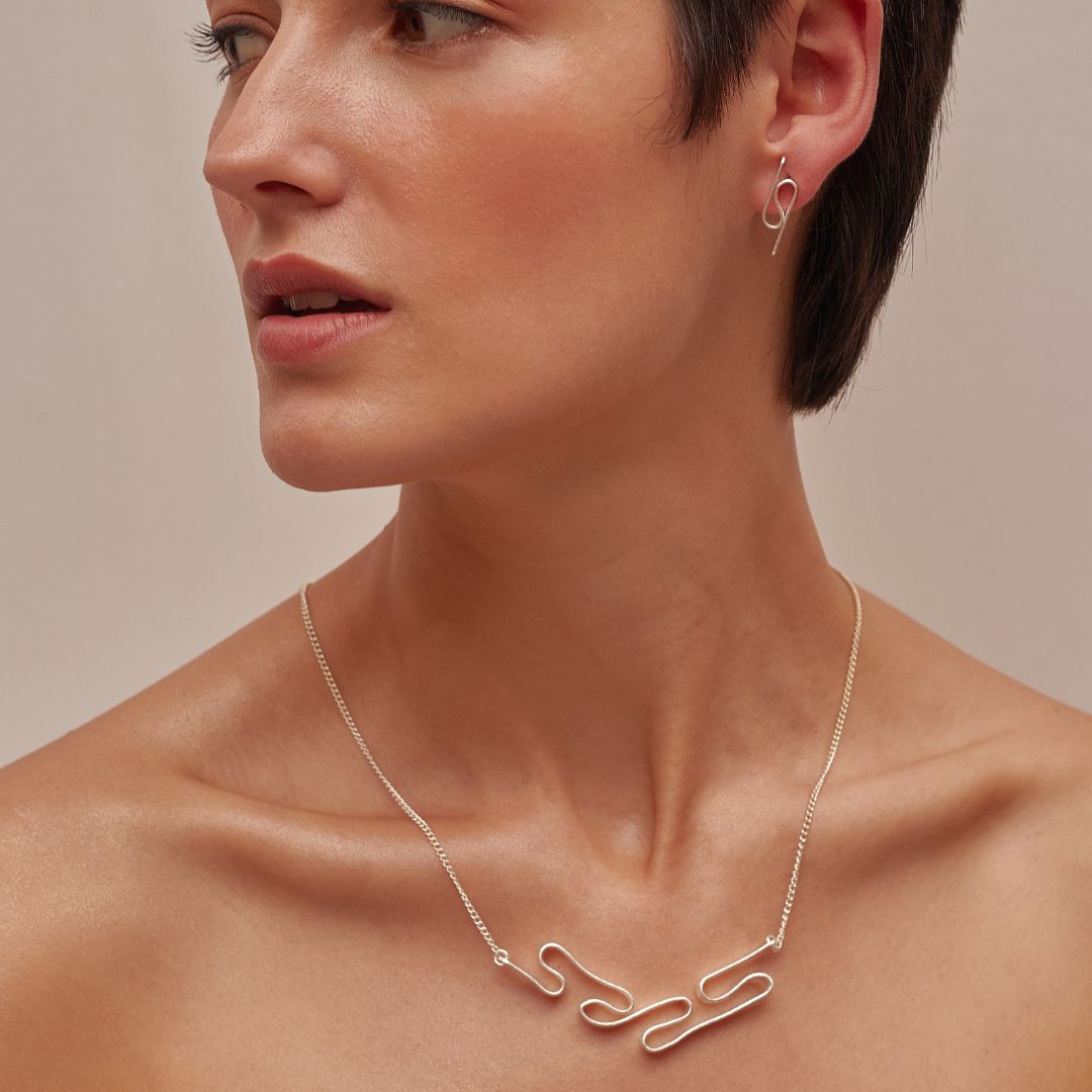 Flowing Necklace